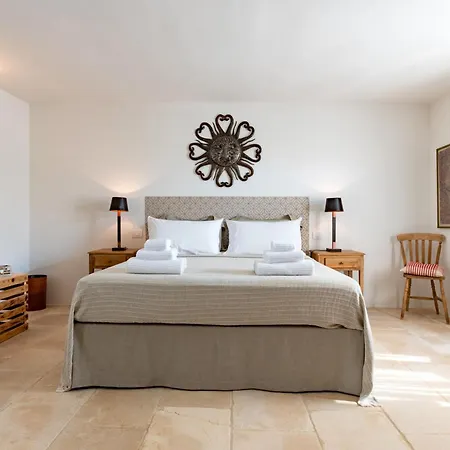 Acres Itria Vila