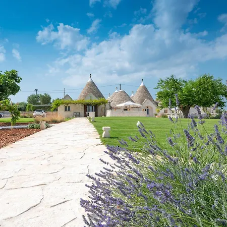 Acres Itria Vila *